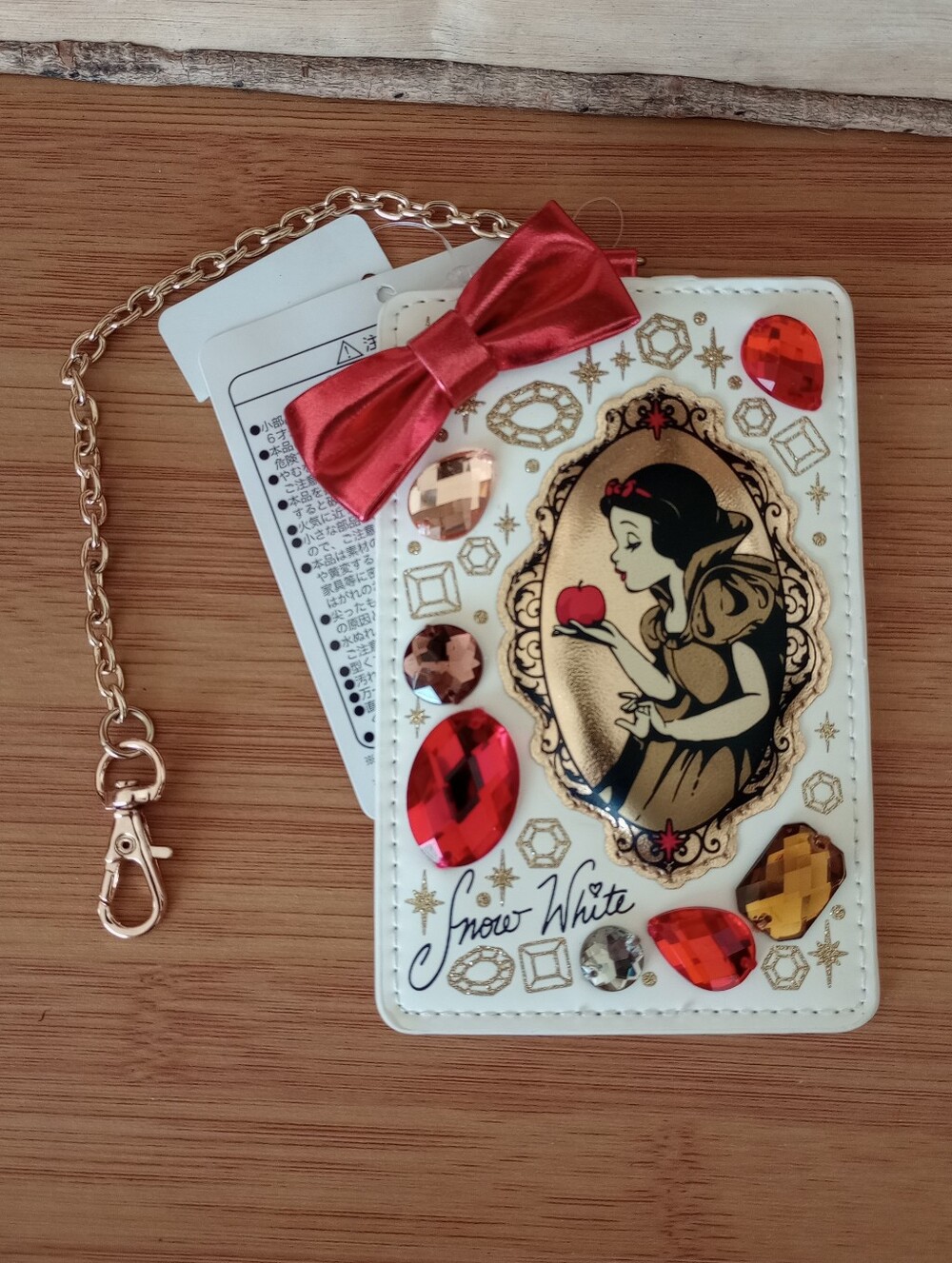 Tokyo Disney Snow White White ID Holder